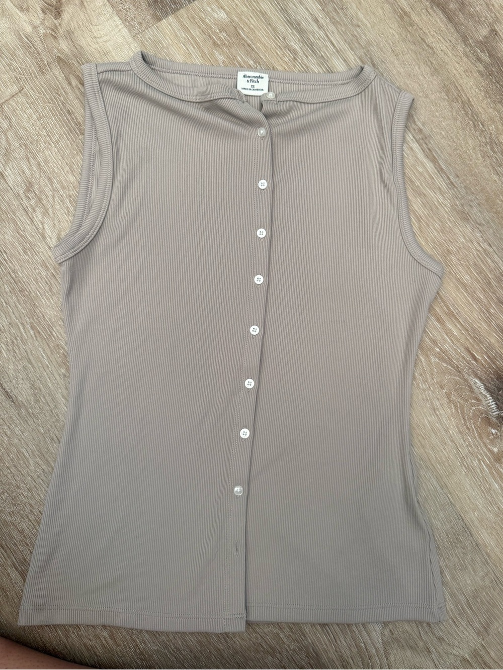 Abercrombie & Fitch Taupe Button-Front Ribbed Tank Top